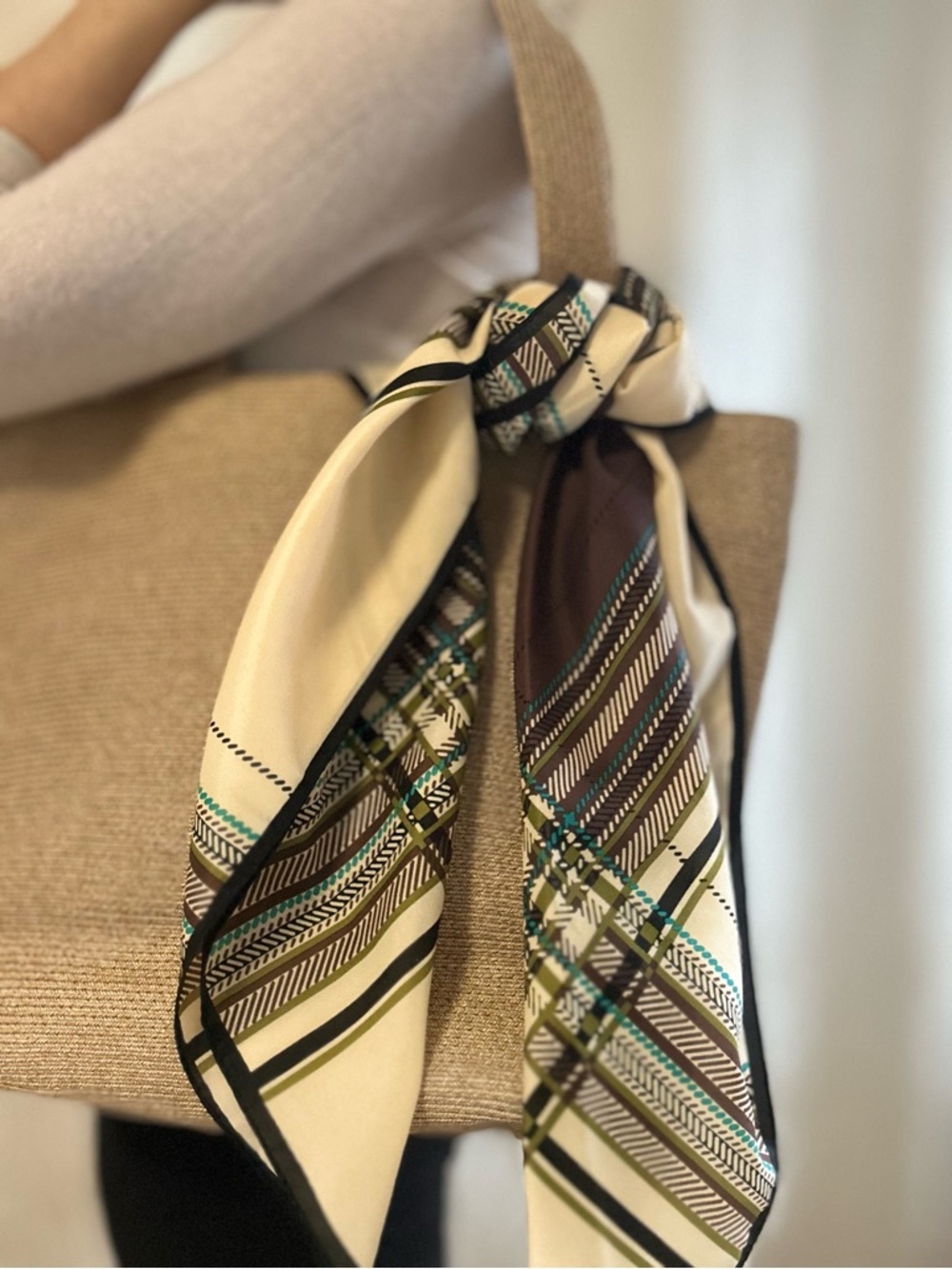 Vintage totes® Rain Scarf™ - Water-Repellent Geometric Pattern, brown and beige